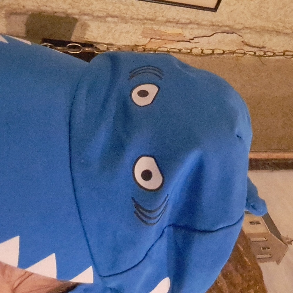 Kids shark hat